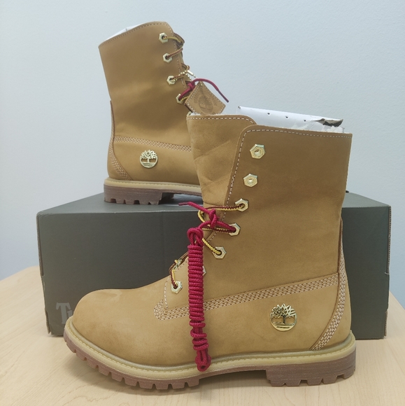 Women's Timberland Teddy Fleece Lux Boots NIB MSRP $165 - Picture 1 of 7